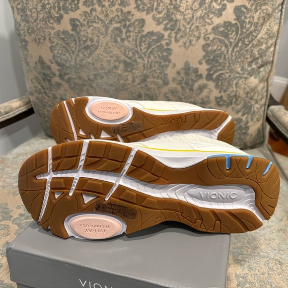 NEW Vionic Drift Deon VIO-Flex Insole Active Sneaker - Picture 6 of 9